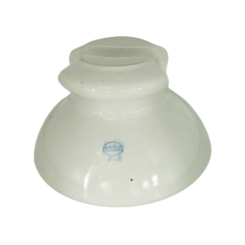 针式瓷绝缘子01